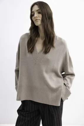 BEIGE OVERSIZED SWEATER WITH MERINO WOOL