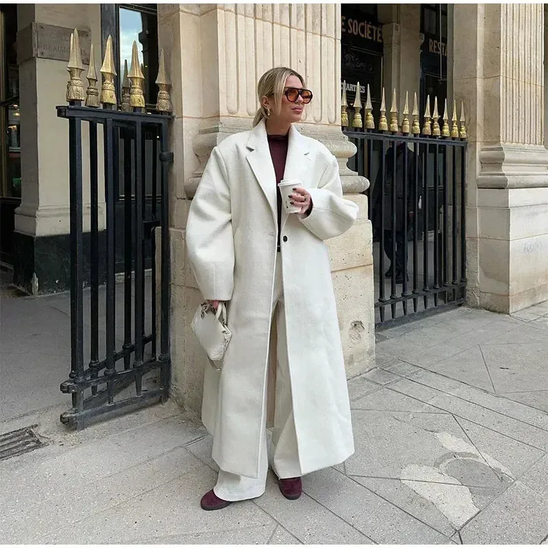 Distinct Chic Oversize White Trench Coat