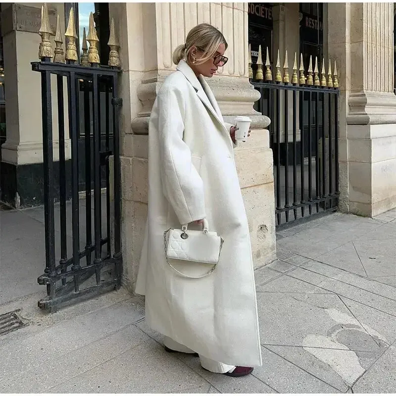 Distinct Chic Oversize White Trench Coat