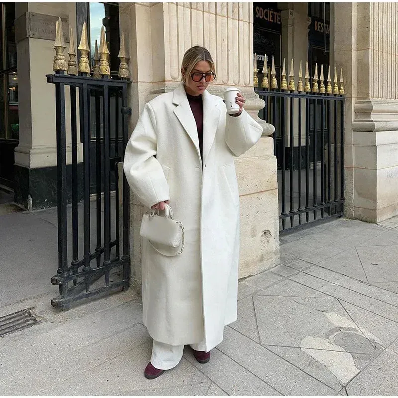 Distinct Chic Oversize White Trench Coat