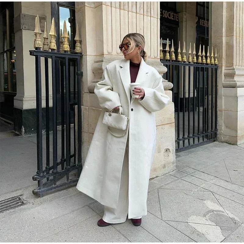 Distinct Chic Oversize White Trench Coat