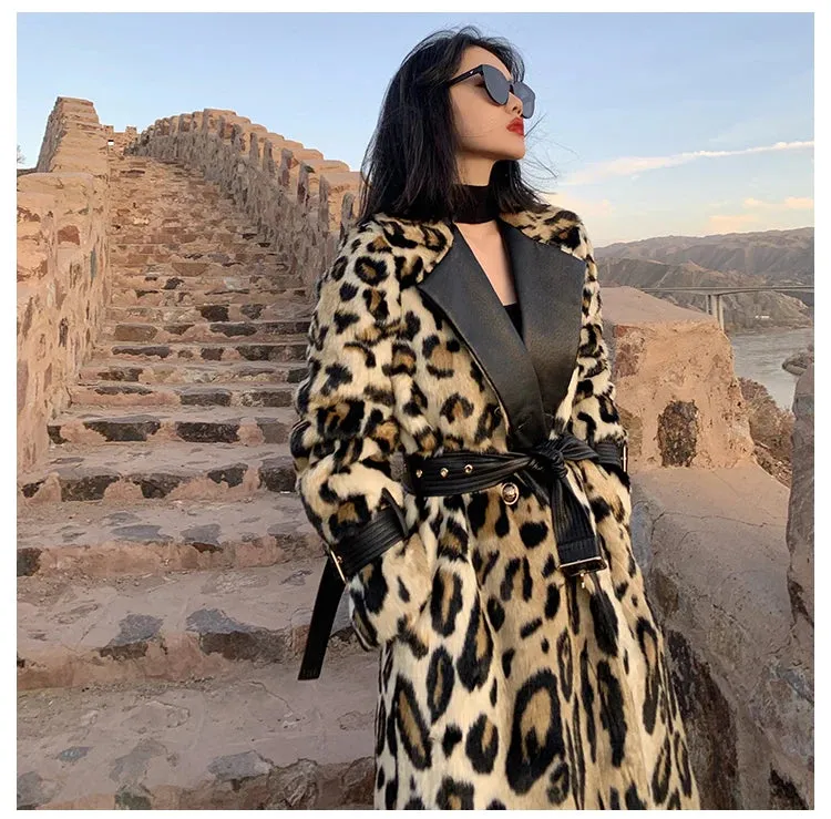 HEYFANCYSTYLE Luxe Leopard Elegance Faux Fur Coat