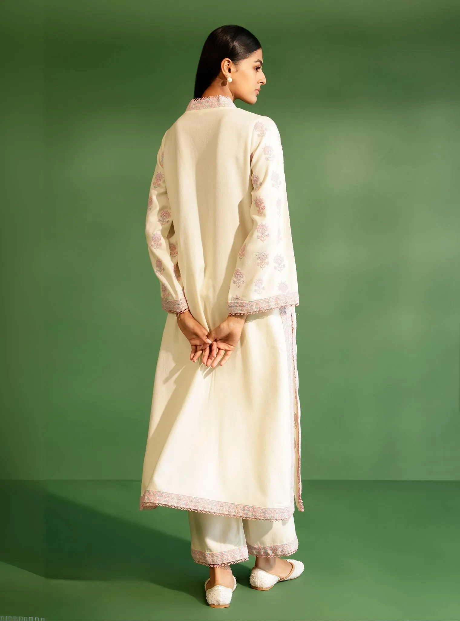 Mulmul Wool Harlow Off White Kurta With Mulmul Wool Harlow Off White Pant