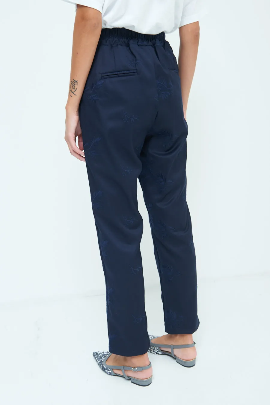 Tapered ankle trousers wholesale