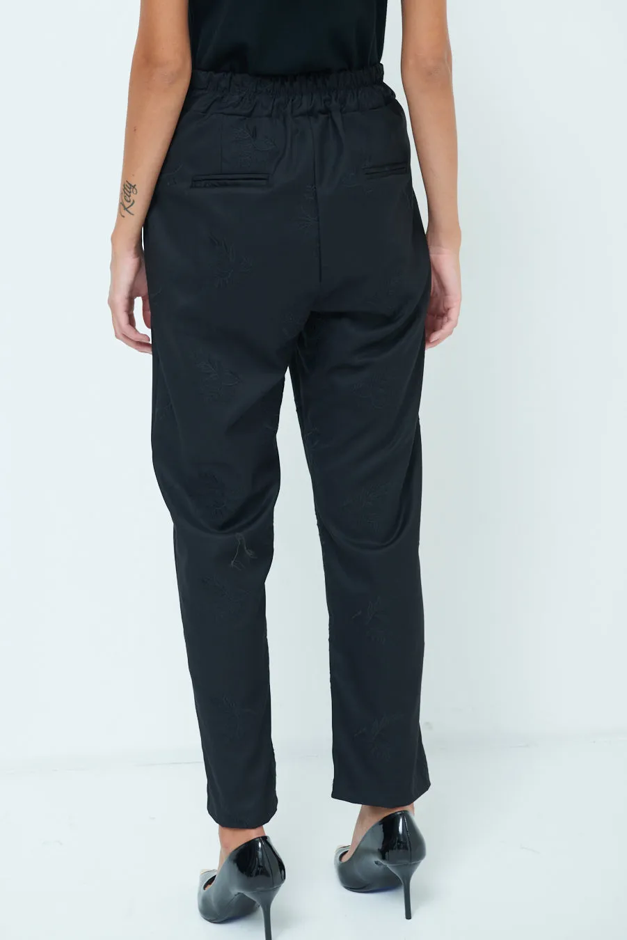 Tapered ankle trousers wholesale