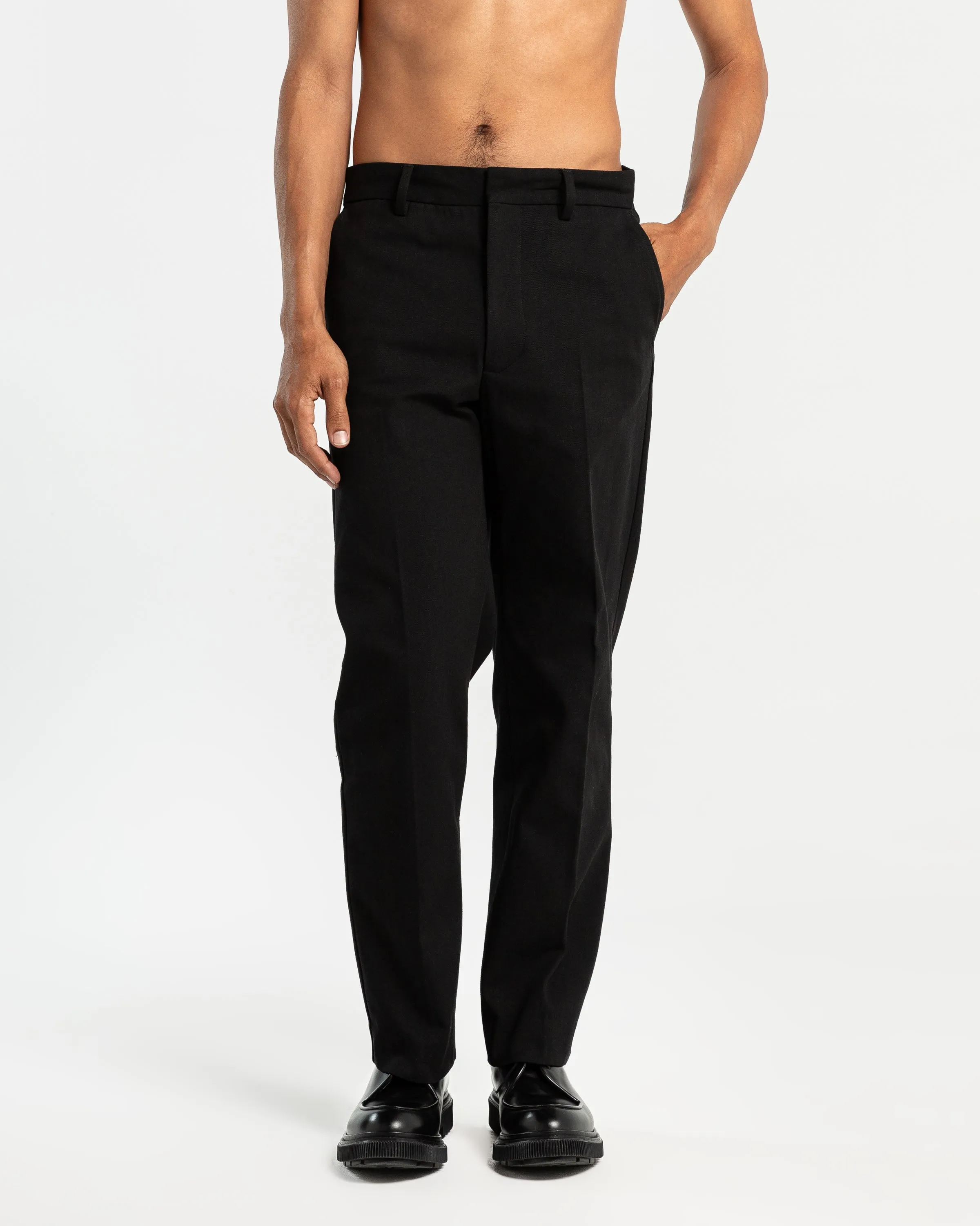 Trousers in Black