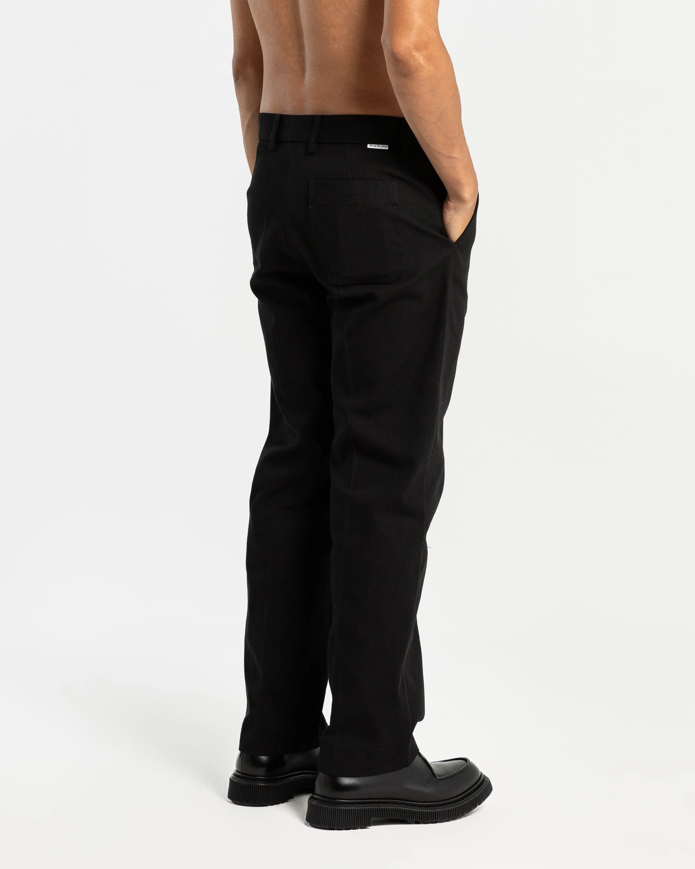 Trousers in Black