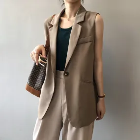 Women's Modern Brown Sleeveless Blazer with Pockets and Button | Ideal for All Seasons